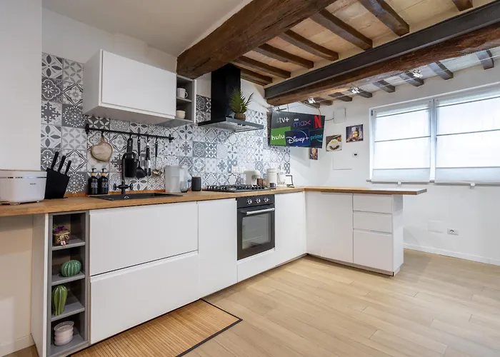 Mari Studio Flat - Posto Auto E Metro - Italywego